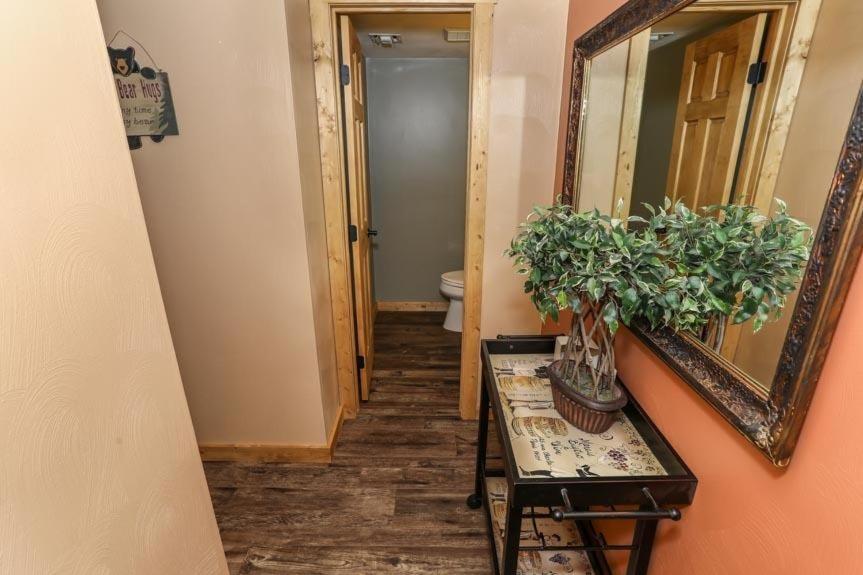Apartment Seven Springs 2 Bedroom Premium Condo, Walk To Slopes *